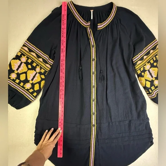 D105 Free People Navy Oversized Dress with Yellow Gold Embroidery - Full Sleeves - Picture 8 of 8